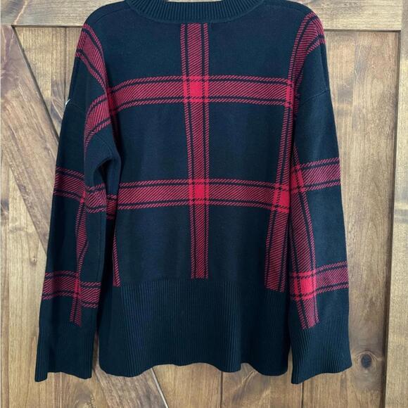 Banana Republic Black and Red Plaid Sweater Women’s‎ size Medium NWT - Picture 2 of 2
